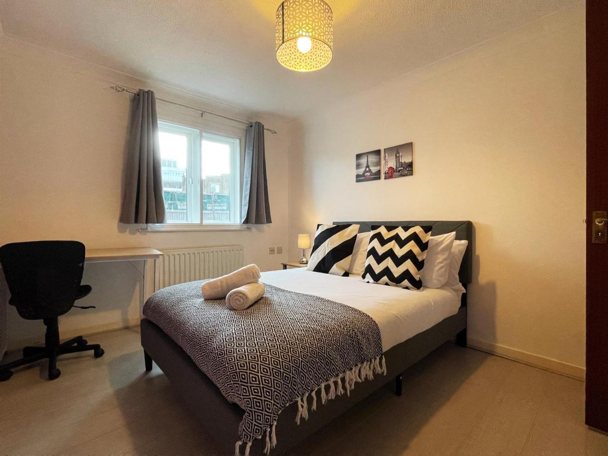 Jessica'S Place At Whitechapel London Exteriör bild